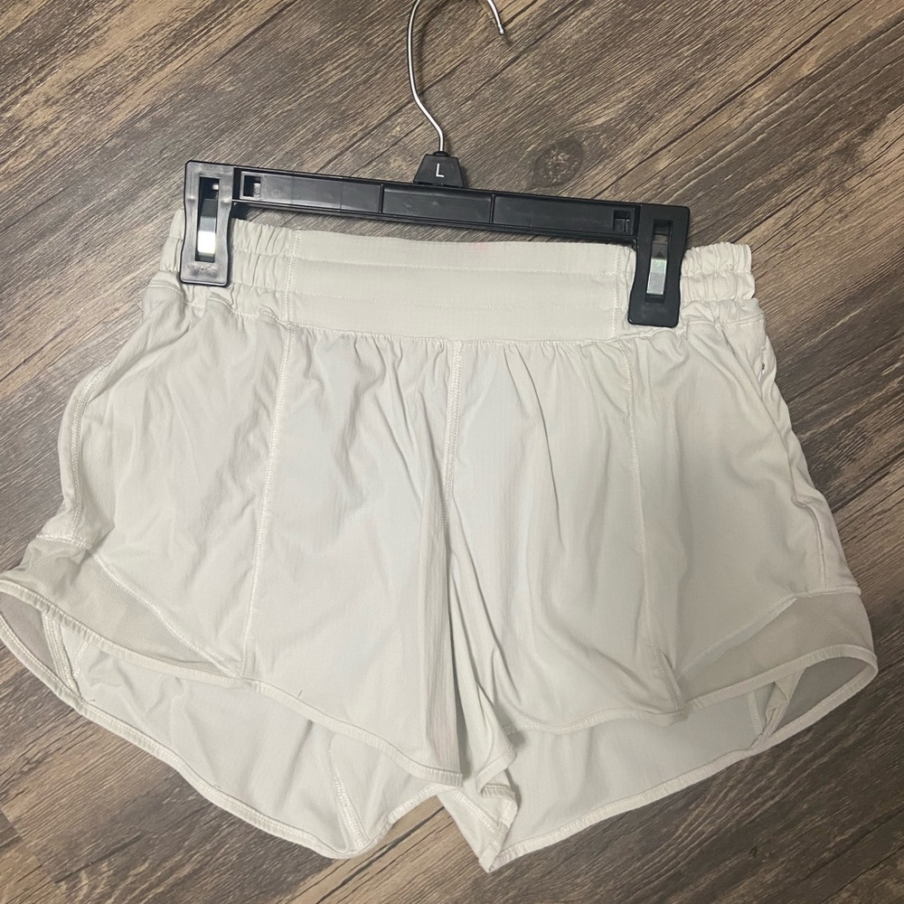 Lululemon Hotty hot shorts
